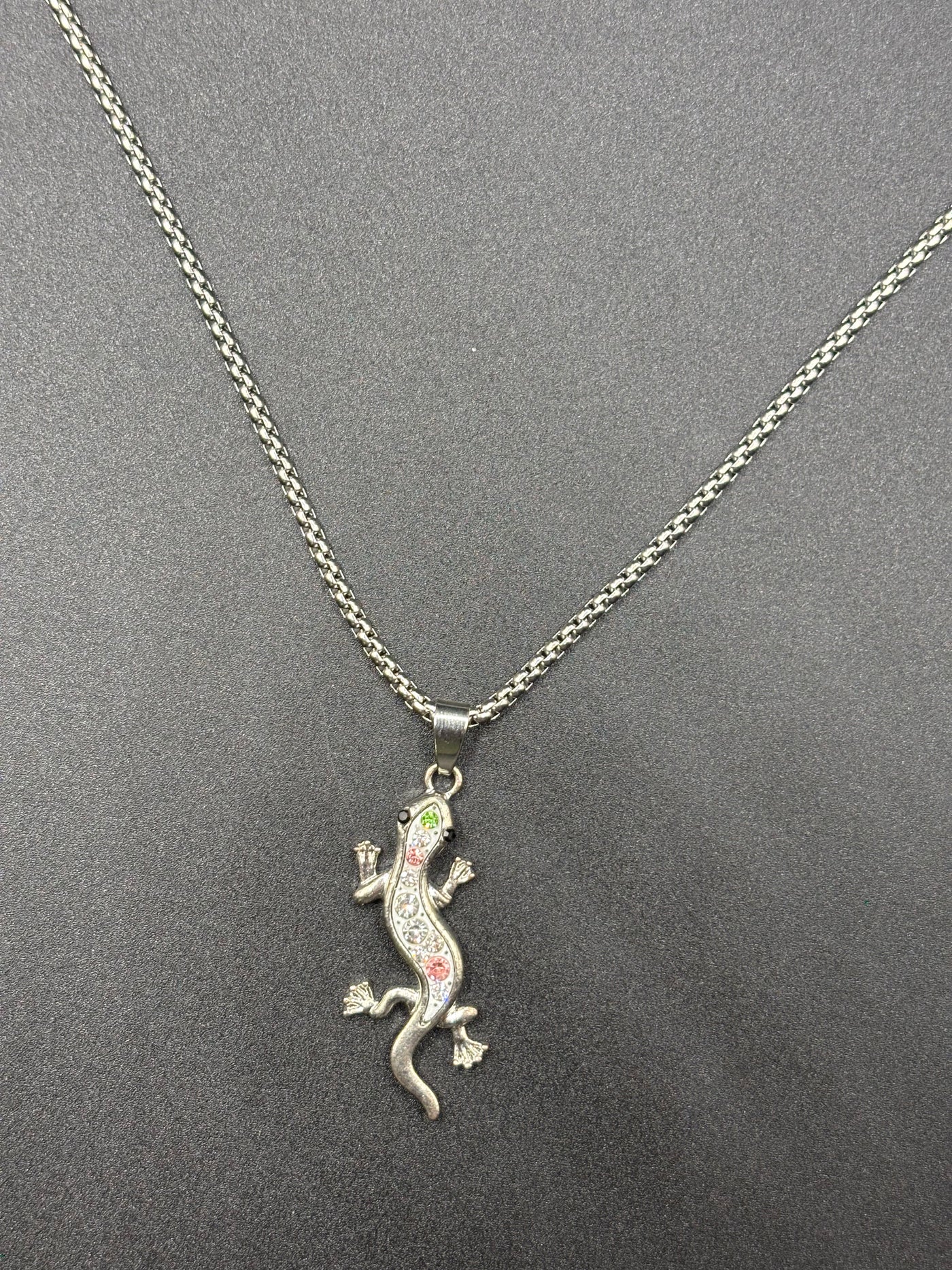 Lizard Pendant with Box Chain