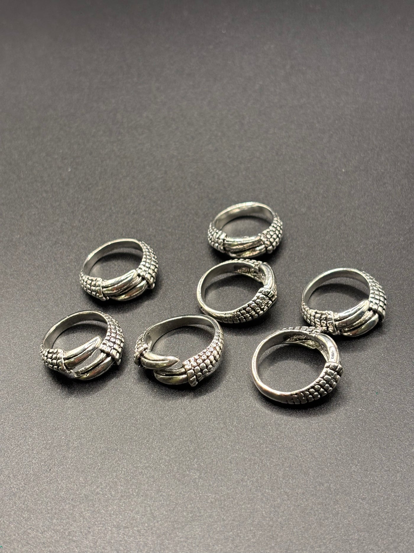 Claw Ring
